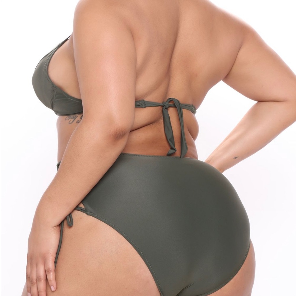 Libra Bikini set - Picture 4 of 4
